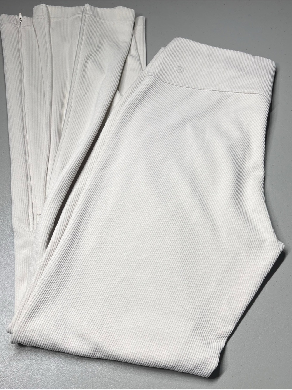 Lululemon Brushed Softstreme Ribbed Zip Flare Pant Bone White Size 10 LW5EUBS